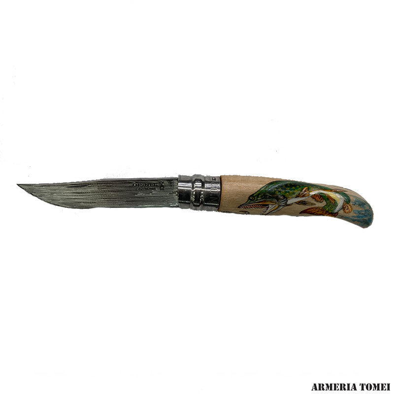 COLTELLO – OPINEL – N.9 CARBONIO CON DISEGNO – SCENA SANPEI LUCCIO