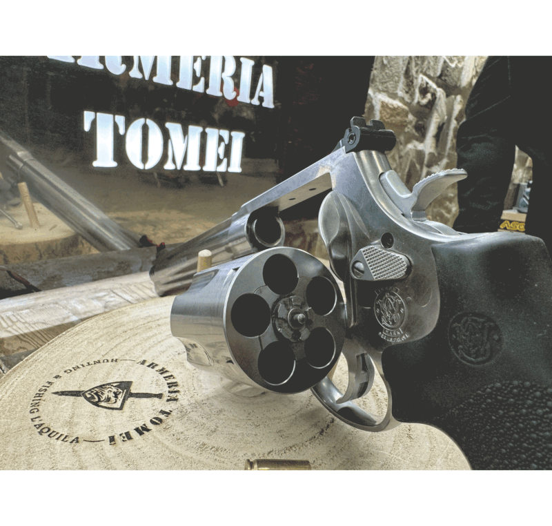 USATO - REVOLVER - SMITH & WESSON MOD. 500 8.3/8" cal. 500 S&W MAGNUM - immagine 3